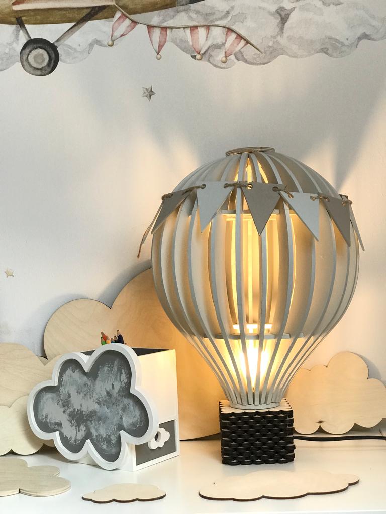 drewniana lampka balon